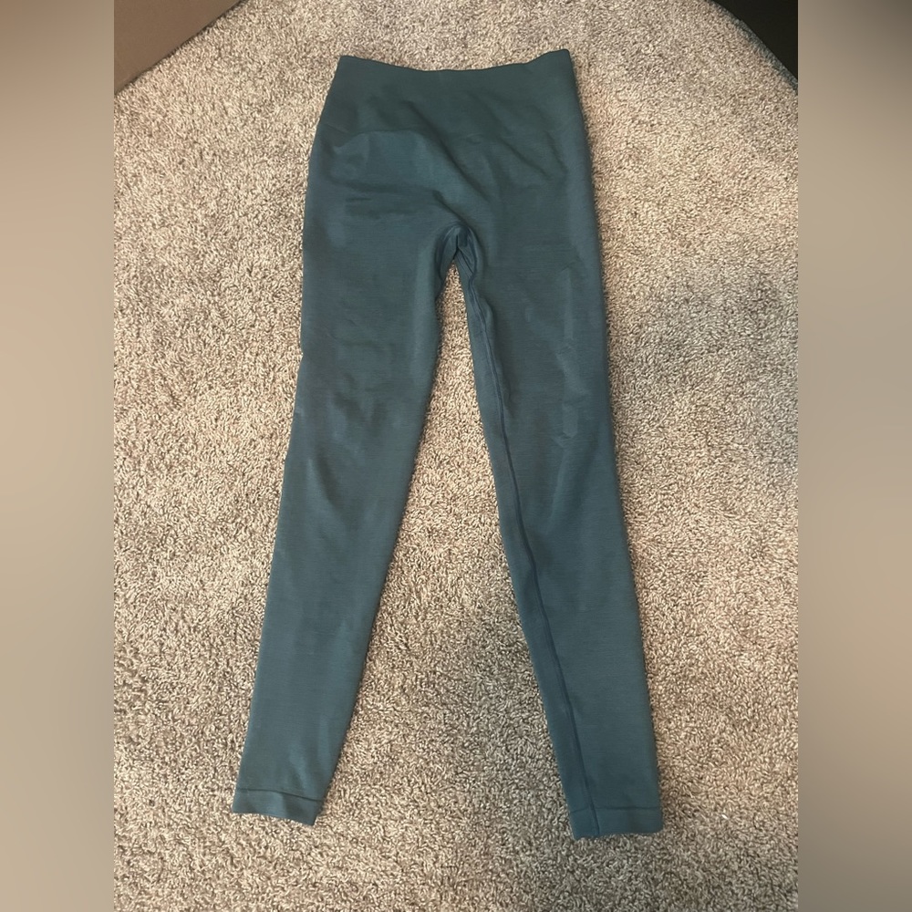 Worn once, Alphalete leggings
